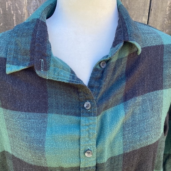 𝅺american Eagle Flannel Button Down Top size XS - Picture 2 of 9